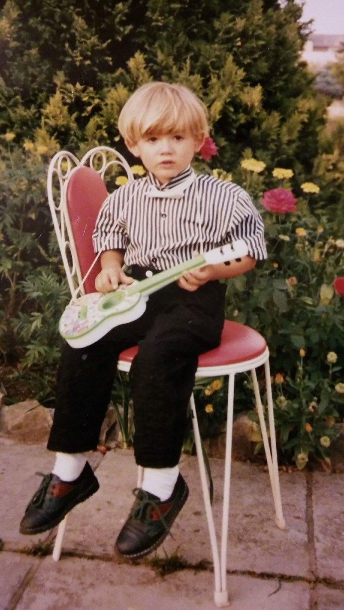 Tenhle roztomilý blonďáček je idol dívek Jan Kopečný. 