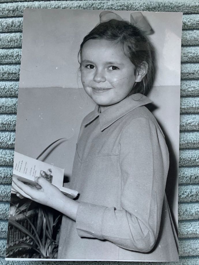 Herečka Jitka Sedláčková byla velmi živé dítě, které se neustále smálo - i při vyučování.