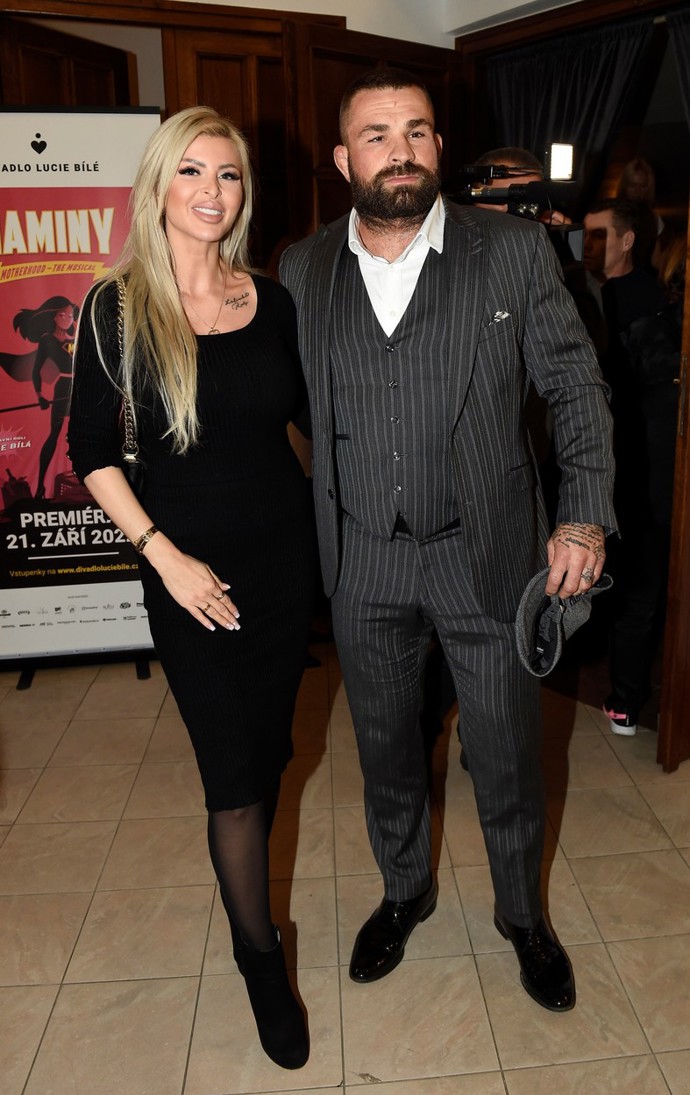 Mezi hosty nechyběla ani kamarádka Lucie Bílé Lela Ceterová Vémola se svým manželem Karlosem Terminátorem Vémolou. 