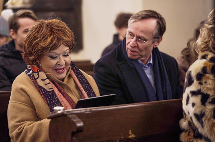 "Vždycky se najde někdo, na koho jste zapomněli a sháníte ty poslední dárky…" říká Jiřina Bohdalová.