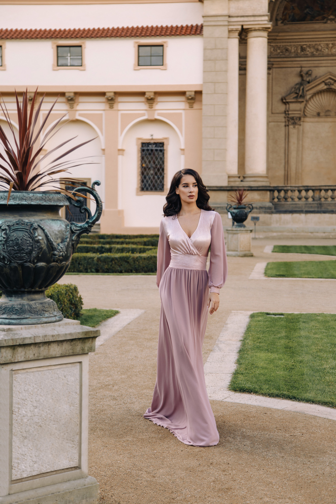 Modelka Nikola Buranská