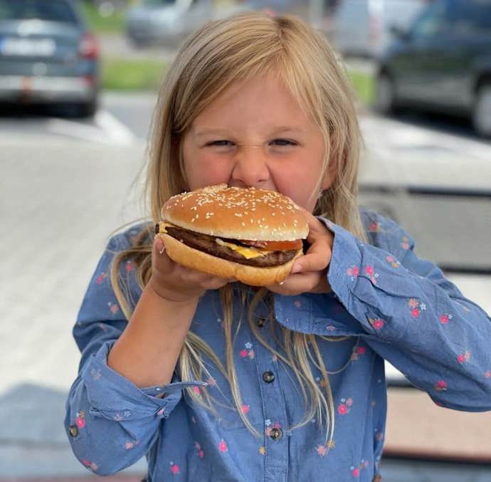 Dcera Rozárka je velkou milovnicí jídla, stejně jako zbytek rodiny.