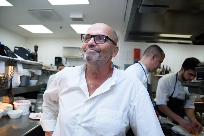 Před nedávnem nám Zdeněk Pohlreich ukázal provoz kuchyně ve své restauraci Imperial.