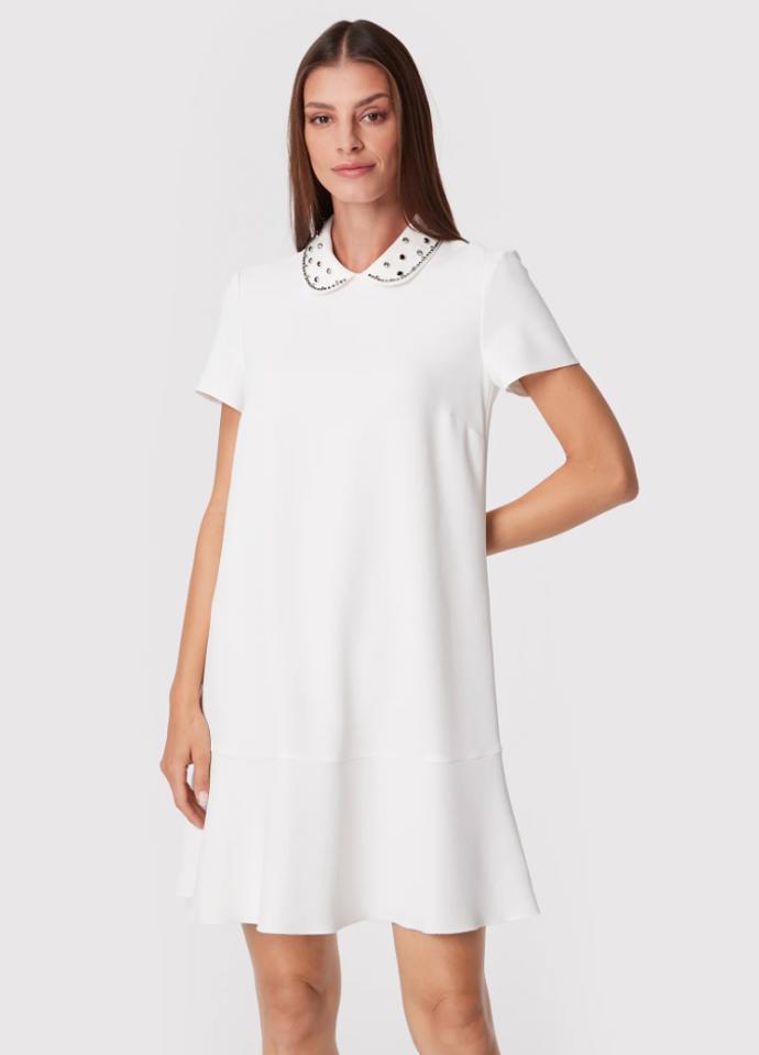 Tyto šaty od Red Valentino jsou s těmi hereččinými téměř identické, co říkáte? 14 943 Kč