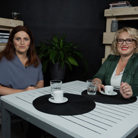 Herečka Eva Leinweberová přijala pozvání své spolužačky Milušky Bittnerové do talk show Na kafeečko.