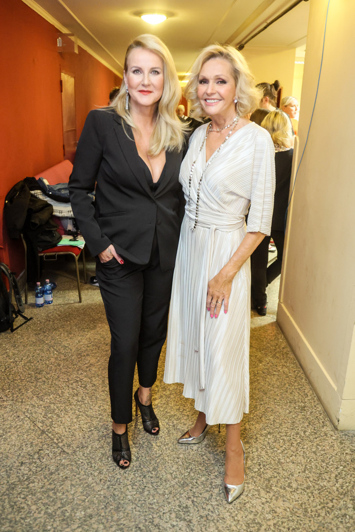 Na koncertě si Vendula popovídala i s Helenou Vondráčkovou, která jako by nestárla.