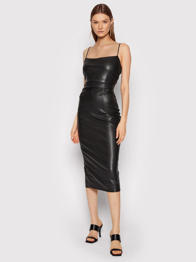 Černé smyslné šaty. MARCIANO GUESS, 2739 Kč