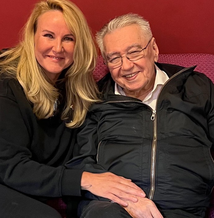 Žijeme šíleně rychle a nedokážeme se zastavit, píše Vendula Pizingerová.