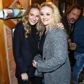 Muzikálová zpěvačka Linda Finková nedávno dceru Viktorii provdala. 