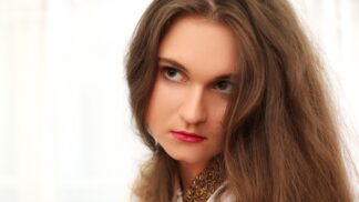 PORADNA: Přítel se chce přestěhovat za rodinou, já váhám. Koučka radí použít při rozhodování manažerské pravidlo