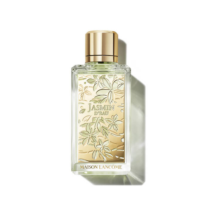 Parfém plný jasmínu nabízí také Maison Lancôme. Vůně Jasmin d'Eau Floral je doplněna infuzí bílé broskve, bergamotového čaje a švestkového květu, což vede k dámské vůni s vynikající svěžestí. Cena se pohybuje kolem pěti tisíc za 100ml. 