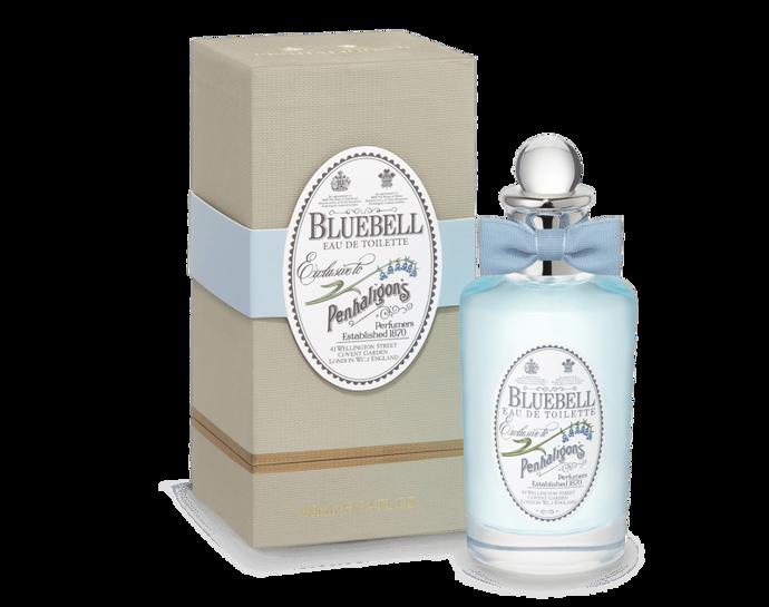 Parfém Bluebell od britské parfumerské značky Penhaligon's je nejčastěji skloňovaný ve spojení s princeznou Dianou. Stále je možné jej zakoupit, jen bývá vyprodaný. Najdete v něm citrusové akcenty, hyacint a hřebíček. 