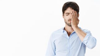 PORADNA: Nechci syna pojmenovat v duchu rodinné tradice, táta mi to zazlívá. Nebojte se otci vzepřít, nabádá koučka