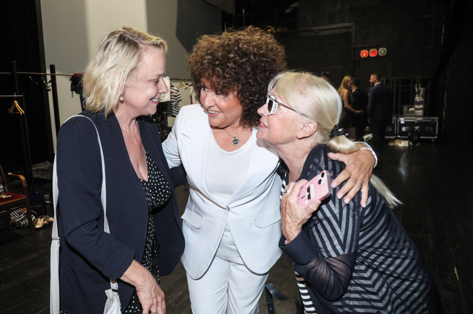 Veronika Jeníková se díky Andělovi mezi zdravotníky po dlouhé době setkala s dobrými kamarádkami Jitkou Zelenkovou a Kateřinou Macháčkovou.