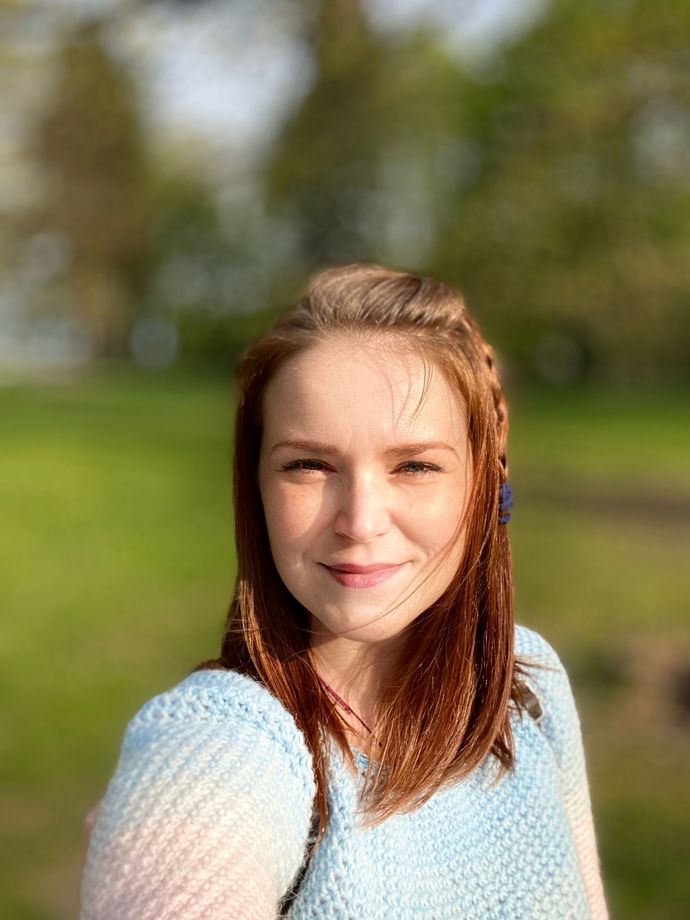 Koncem března loňského roku si tehdy čtyřiatřicetiletá maminka Hanka Samsonova našla úplnou náhodou nádor v pravém prsu. Dočetla synovi pohádku, položila si ruce na prsa a nahmátla bulku, o jejíž podstatě neměla nejmenších pochyb.