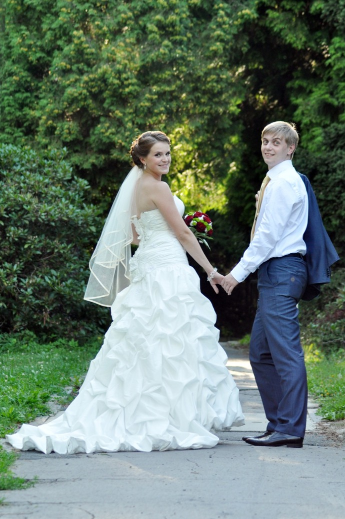 O poznání hůř nesli diagnózu Hančini blízcí, zejména její manžel Alex, za kterého se vdala v roce 2013.