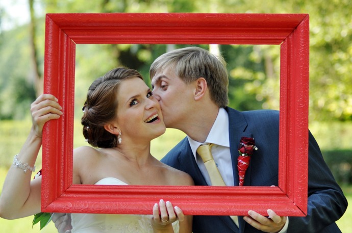 Jak Hance později sdělil, do poslední chvíle choval naději, že nejde o zhoubný nádor. "Pořád si kladl otázku: 'Proč zrovna ona, vždyť je mladá, jinak zdravá, tak proč?' Asi měsíc z toho byl opravdu špatný," vzpomíná Hanka.