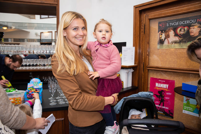 Lucie Šafářová s dětmi často vyráží za kulturou.