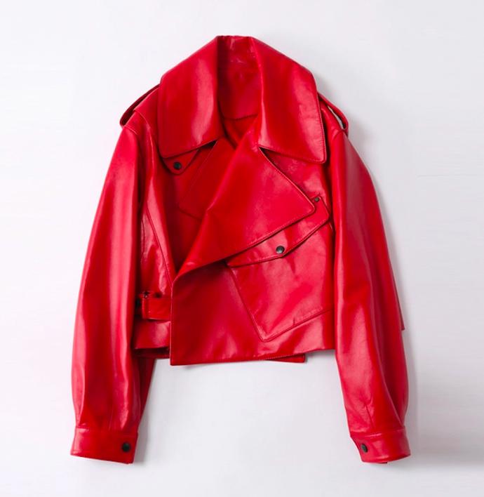 Křivák v úžasném červeném provedení. Massimo, rivalenti.cz, 1329 Kč