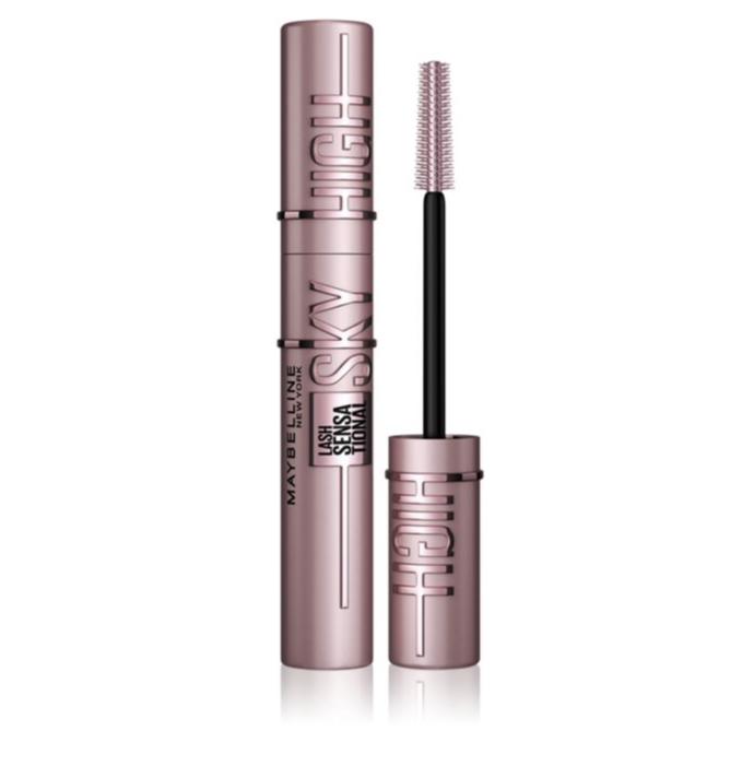 Extrémně prodlužující řasenka Sky High. Maybelline, 199 Kč