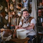 Otec hlavní hrdinky, kterého ztvárnil Ondřej Vetchý.