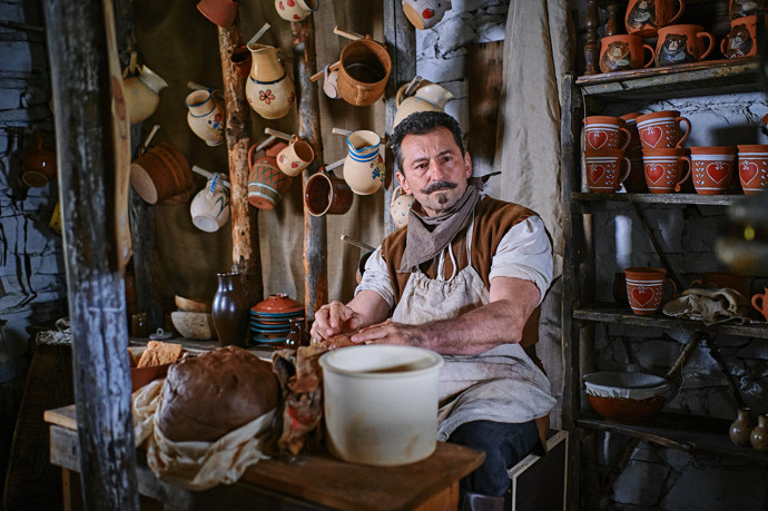 Otec hlavní hrdinky, kterého ztvárnil Ondřej Vetchý.