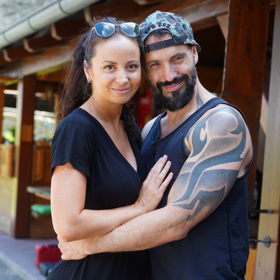 Mladší dcery má Václav se svou manželkou Eliškou. Mámou nejstarší Terezky je Noidova bývalá žena, modelka Gabriela Dvořáková.