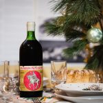 Víno či sekt na sváteční tabuli nesmí chybět, třeba tohle červené Svatováclavské.