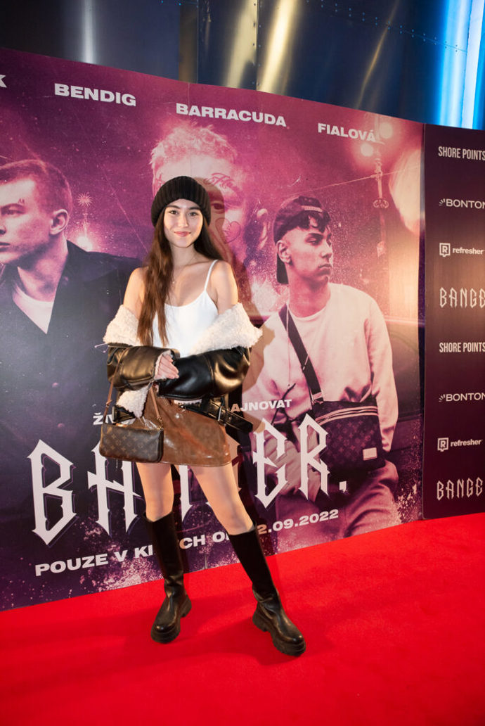 BANGER. navštívila i slečna, která nám outfitem připomněla legendární Pretty Woman.