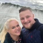 Matka Ornelly Koktové Monika je vdaná za mladšího hokejistu Petra Biniase.