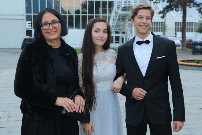 Takhle to sluší mladší dceři Zory Jandové, Ester.