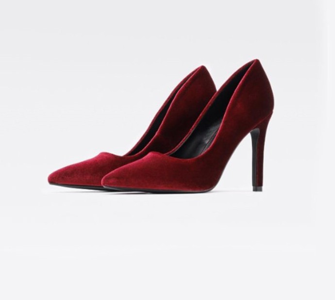 Semišové lodičky DeeZee, 448 Kč