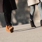 Konec unaveným chodidlům. Barefoot obuv můžete nosit také v zimě