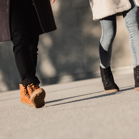 Konec unaveným chodidlům. Barefoot obuv můžete nosit také v zimě