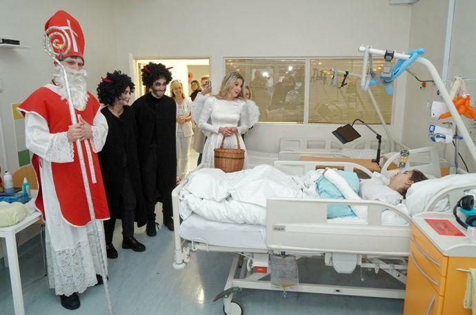 Poznáte, kdo se skrýval pod maskou Mikuláše?