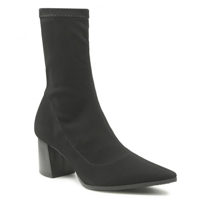 Kotníkové boty na podpatku Rylko, 1 789 Kč