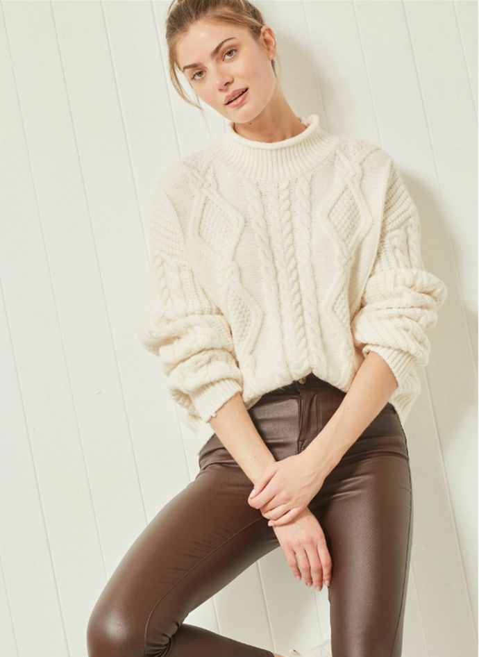 Svetr se stojáčkem. Next, 1 405 Kč