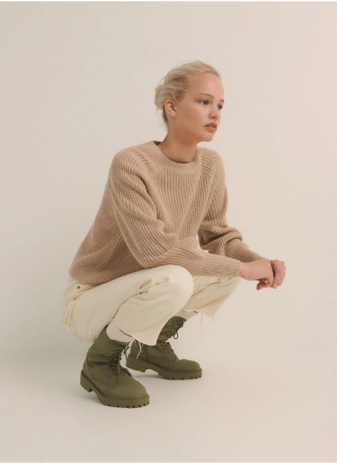 Hladký svetr Reserved, 599 Kč