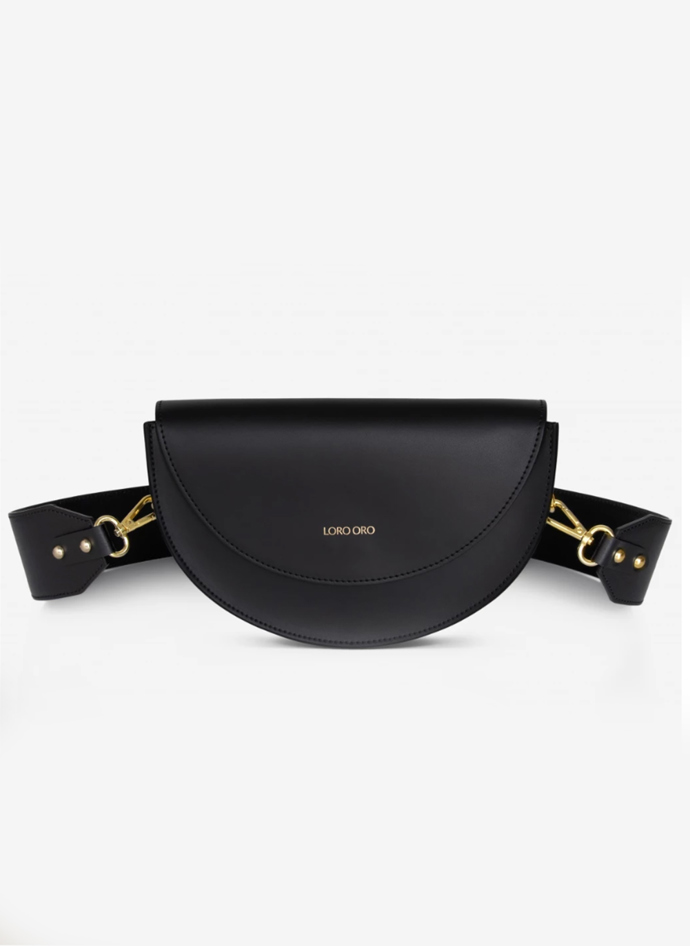 Kabelka s černou hladkou kůží. Loro Oro, 2 790 Kč