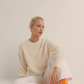 Hladký svetr Reserved, 599 Kč