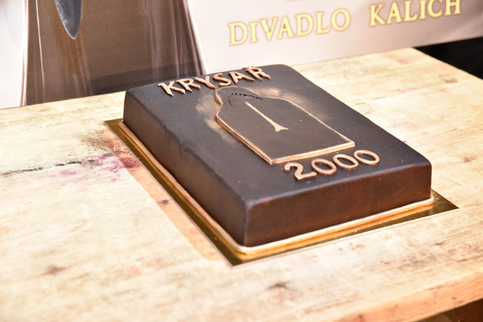 Mimo 2000. reprízu se slavila také repríza číslo 200, která se odehrála v místním divadle v novém nastudování.