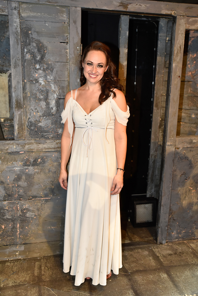 Marie Křížová je žena zpěváka Jana Kříže.