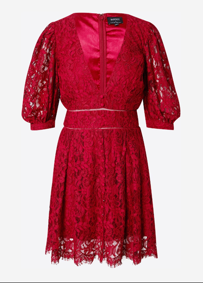 Červené koktejlové šaty s krajkou. Bardot, 2 249 Kč