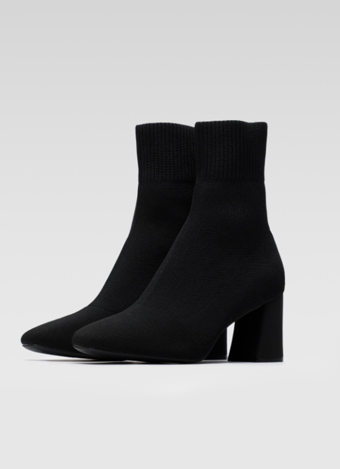 Kotníčková obuv na podpatku. Jenny Fairy, 1 099 Kč