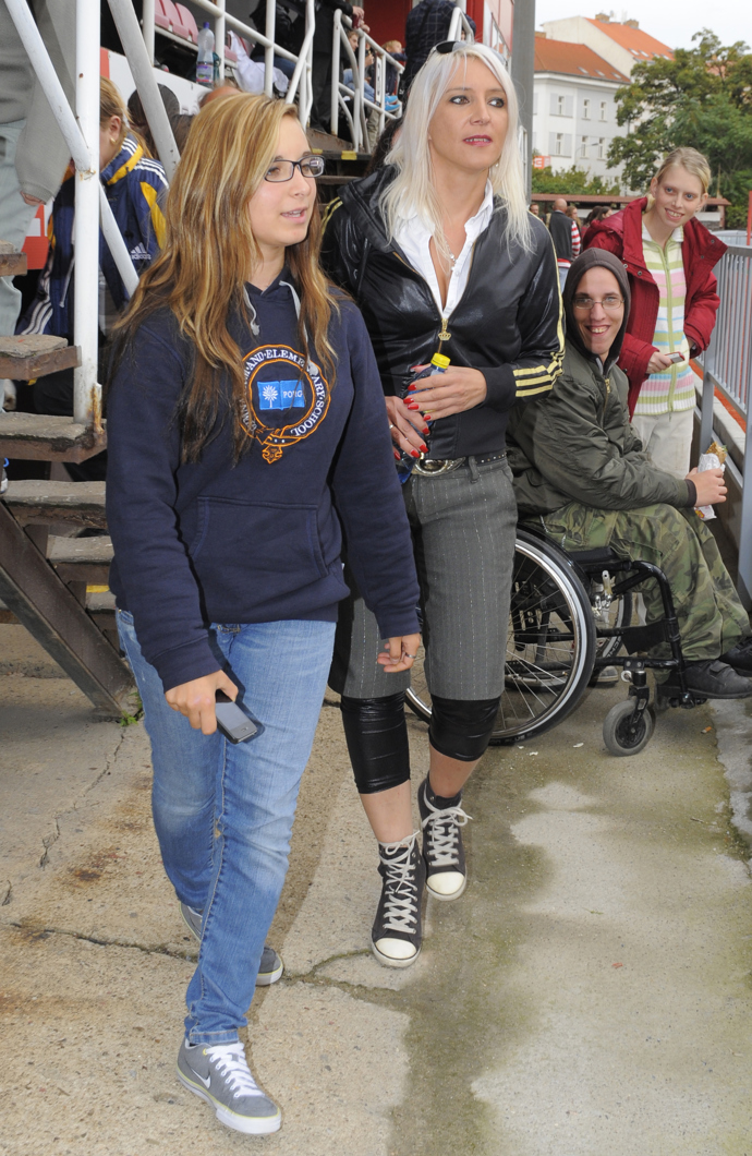 Mirjam Landa říká, že dvojčata Roxana a Rozálie nemají ambice proniknout do uměleckého světa.