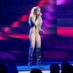 Dara Rolins oslavila koncertem padesáté narozeniny, postavu má pořád jako dvacítka.