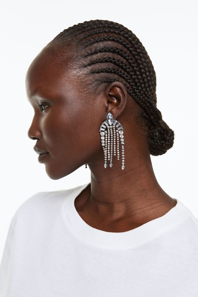 Štrasové náušnice H&M, 399 Kč