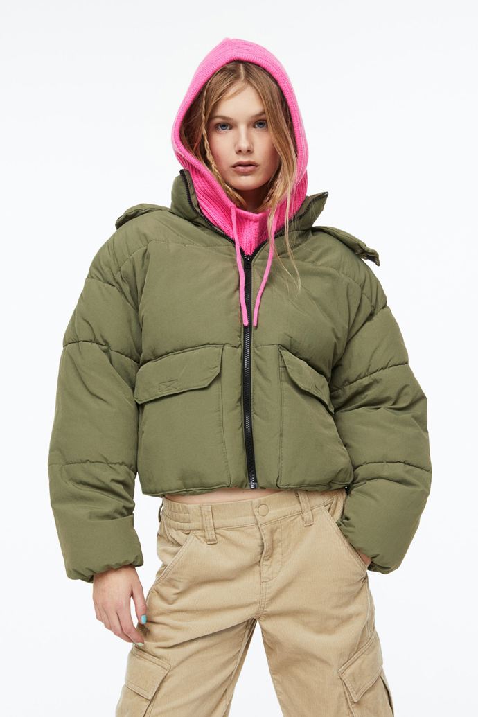 Kukla z žebrovaného úpletu. H&M, 399 Kč