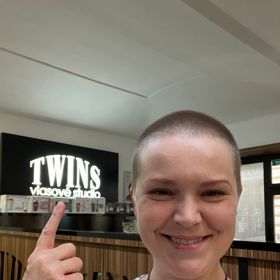 Hanka Samsonova poprvé navštívila kadeřnictví už měsíc po poslední chemoterapii.