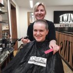 Obě ženy si hned padly do noty. "Lucka je přesně moje krevní skupina," libovala si Hanka, která na šikovnou kadeřnici dostala kontakt od moderátorky pořadu Na kafeečko Milušky Bittnerové.